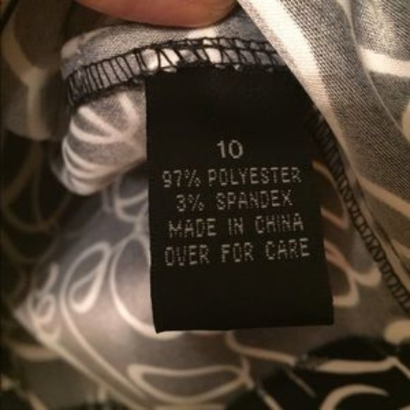 Ladies Dress - Picture 3 of 3